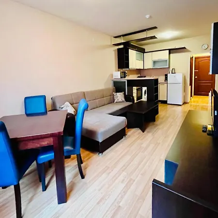 شقة فندقية Sea View Iglika 2*