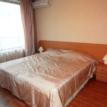 Aparthotel Sea View Iglika 2*