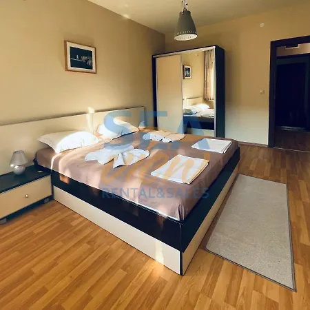 Sea View Iglika 公寓式酒店