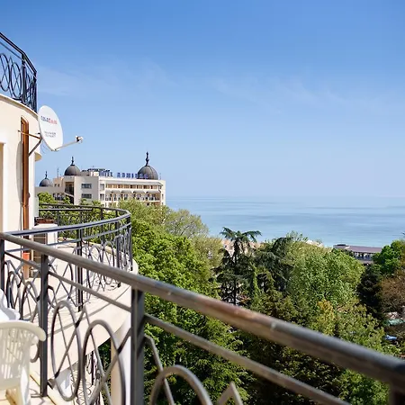 Sea View Iglika Lägenhetshotell 2*