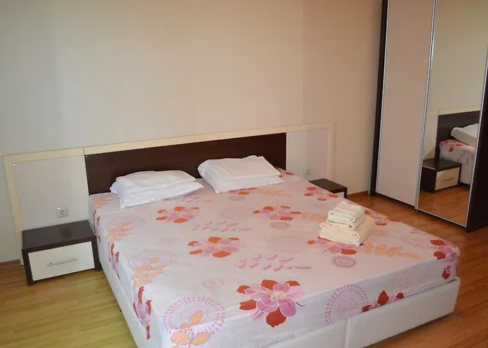 Sea View Iglika Aparthotel